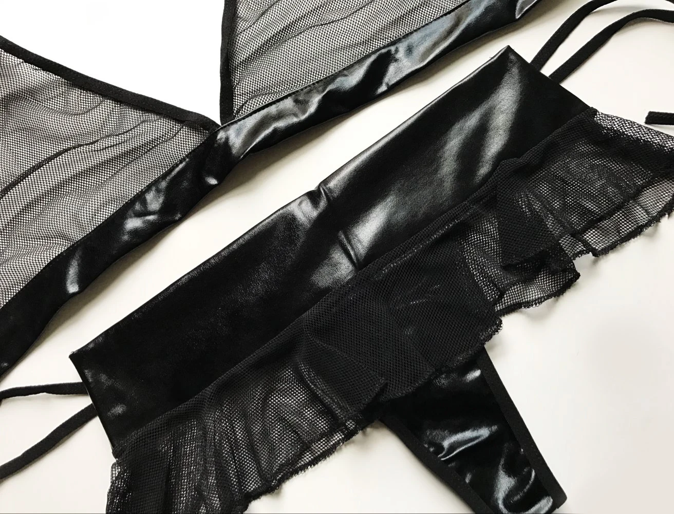 Jaunu sexy Apakšveļa Karstā Melnas Mežģīnes Savienoti Erotiska Apakšveļa, Kostīmi Kārdinājumam Pārredzamu Sleepwear Krūšturis Komplekti