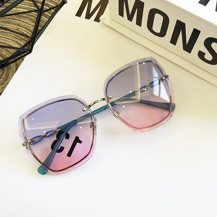 Jaunu Zīmolu, Dizainu bez apmales Sieviešu Saulesbrilles Luksusa Brilles Dāma Saule stikla Sieviete 2020. Gadam Slīpumu, Rozā, Zils Lēcas Vīriešu Brilles Laukumā