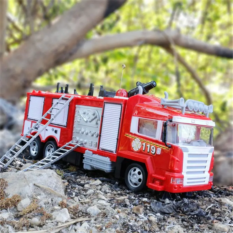 RC Ūdens Strūklu Fire Truck Mūzikas Gaismas Tālvadības Auto, Bērnu Rotaļu Zēns Dāvanu rotaļlietas Automašīnas