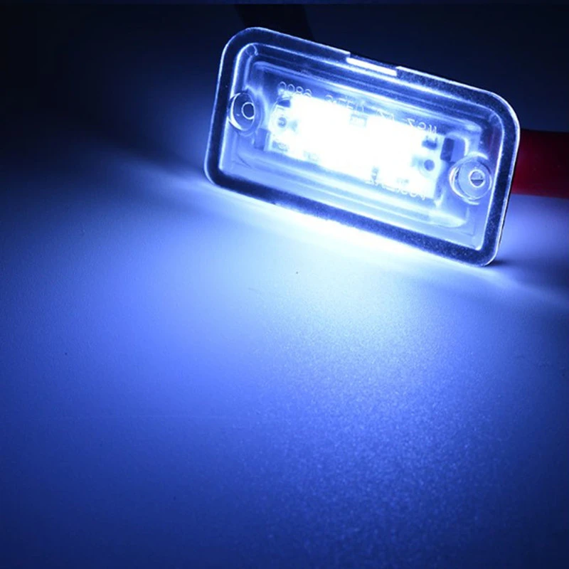 Pāris Balta Auto LED Numuru Licences Plāksnes Gaismas Lukturi ABS Attiecībā uz Mercedes-Benz C W203 Sedans CLK W209 A209 C209 SL R230