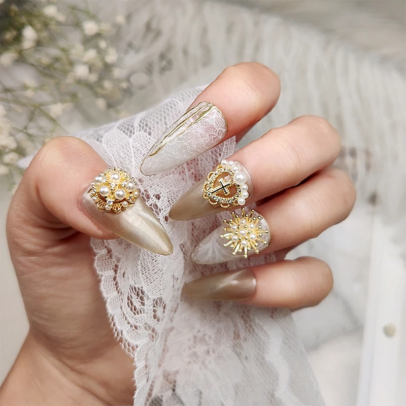 5gab 3d zelta sakausējuma Zircon ziedu nail art rotājumi kristāla rhinestones apdares naglas aksesuāri, rotaslietas, piederumi piekariņi