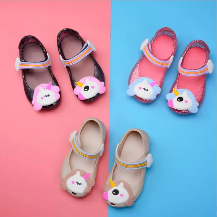 2018 Bērniem jelly sandales bērnu Varavīksnes vienradzis bērni, meitenes princese kurpes cute karikatūra pārredzamu bling mīksta pludmales apavi
